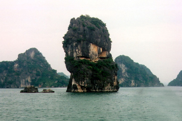 Mat Quy Island