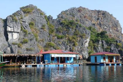 Picture for destination Vung Vieng Fishing Village