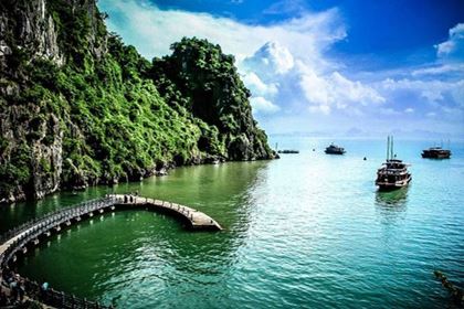 Picture for destination Thien Cung Cave - One of the most beautiful grottoes in Ha Long Bay