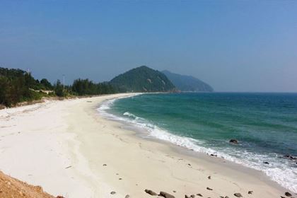 Picture for destination Minh Chau Beach