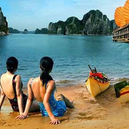 Picture of 5 Star Day Cruise in Halong on a 3 Star budget